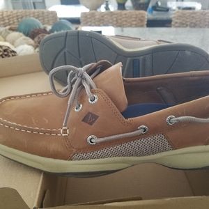 Sperry Shoes only worn once!